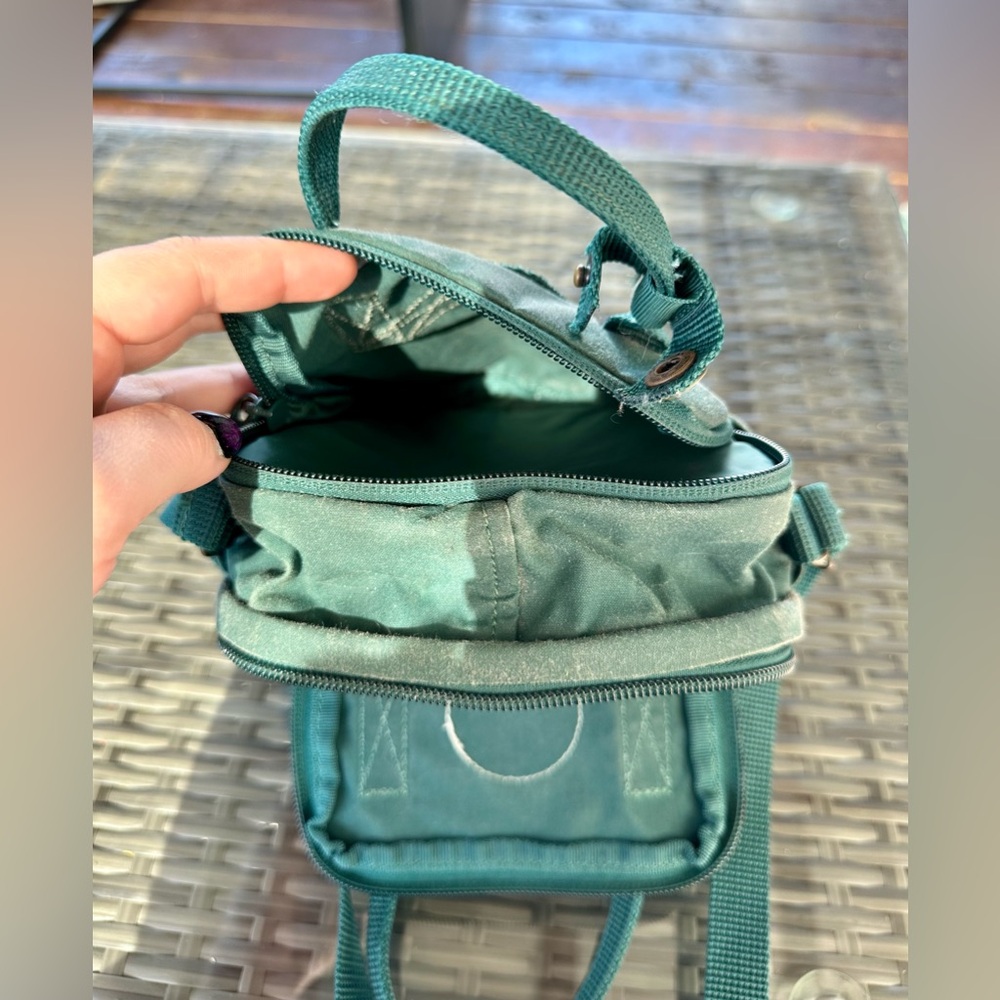 Fjallraven Kanken Sling - Picture 3 of 4